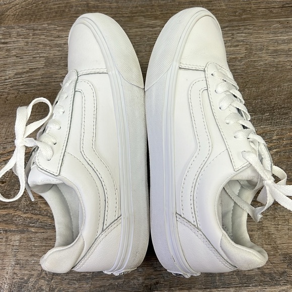 SOLD IN STORE Vans Old Skool Classic Tumble Sneakers in Triple White Size 6.5 - Picture 8 of 9